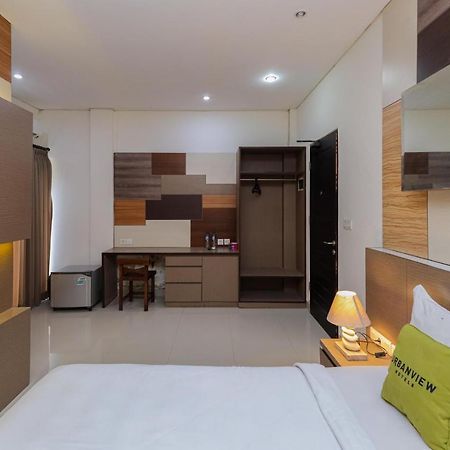 Urbanview Hotel Wg Jimbaran Bali Ungasan Zewnętrze zdjęcie